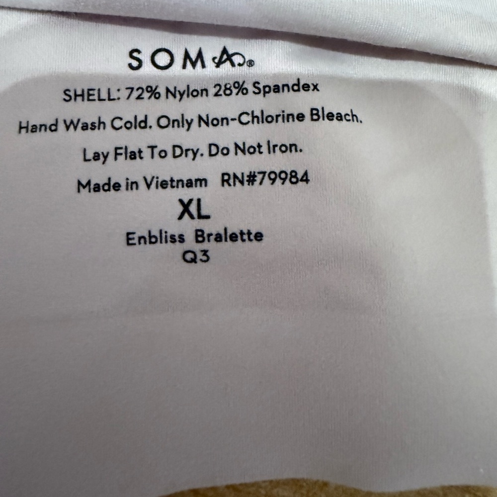 ⭐️ BUNDLE SOMA Enbliss Bralettes ⭐️
All Size XL- 11 bras ! - Picture 11 of 16